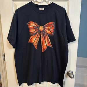 Comfort Colors Classic Black basketball bow t-shirt, size XL